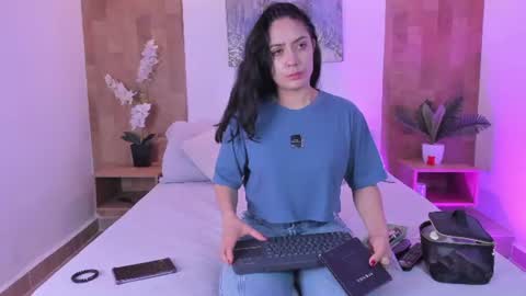 isabella_winkler online show from June 20, 11:14 am