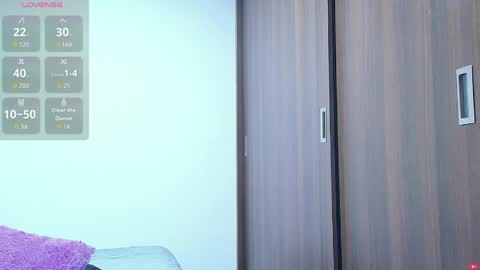 isabellaa_smith03 online show from April 27, 10:45 am