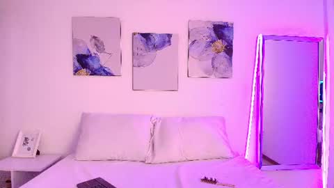Isabella  online show from July 23, 2:36 pm