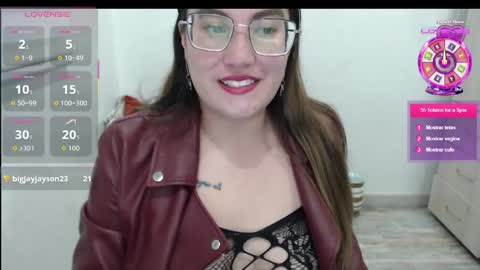 isabellahunter2 online show from May 24, 2:10 am