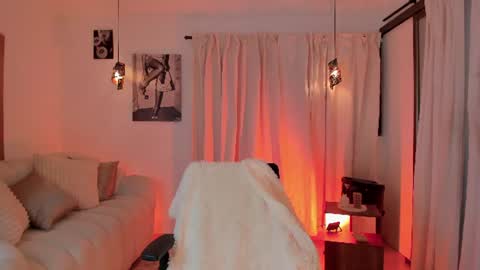 ISABELLA  online show from June 30, 5:56 pm