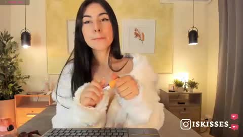   online show from July 28, 3:37 am