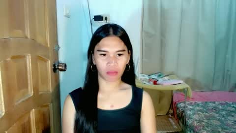 Ysa online show from June 18, 8:03 pm