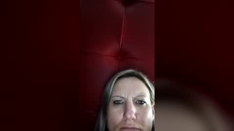 Isabelle Cora online show from July 12, 1:06 am