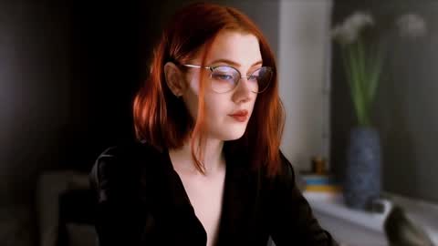 Snapshot of isabelle_stern chatting on December 25, 2:56 pm Madame Isabelle online show from December 25, 2:56 pm