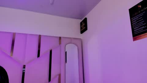 isabellrodriguez18 online show from May 15, 5:00 am