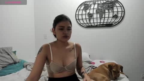 Snapshot of isabelprietoo chatting on December 14, 7:18 am Isa online show from December 14, 7:18 am