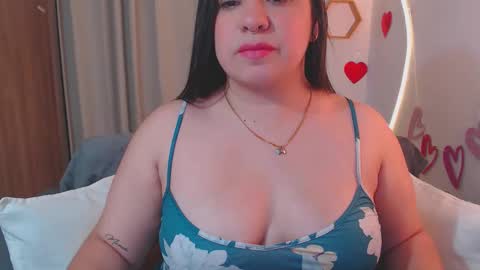 Isa online show from February 19, 3:44 pm