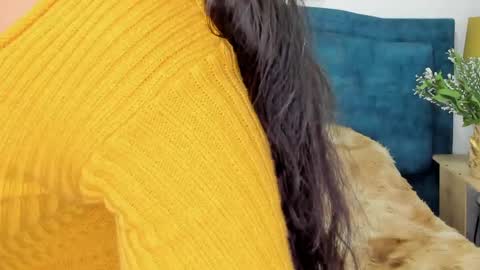 Isabel online show from May 1, 7:17 pm