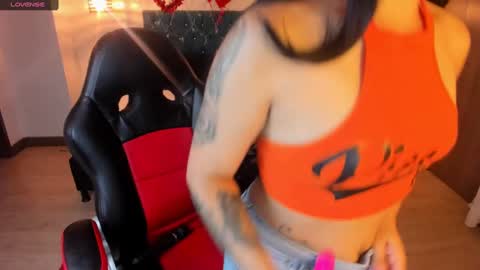 isabel  online show from February 21, 11:11 am