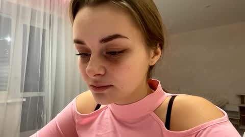 Issa online show from March 8, 6:12 pm