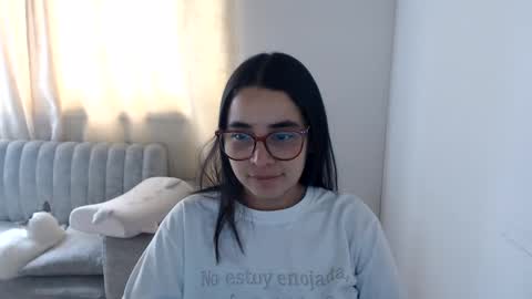 Emma online show from May 25, 3:00 pm