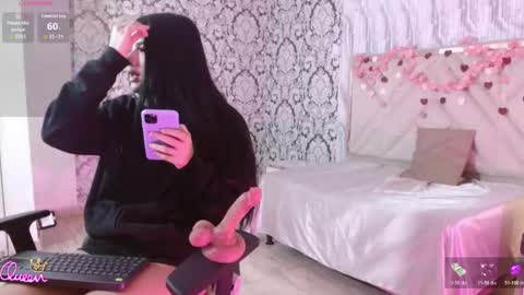 isis_tay1 online show from May 5, 3:42 am