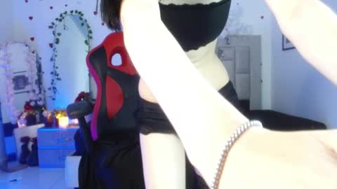 Isla Rosee18 online show from April 29, 2:37 am