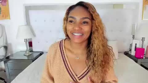 Vanessa online show from June 19, 11:35 am