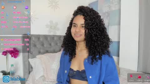 Isla Blue online show from April 28, 12:52 am