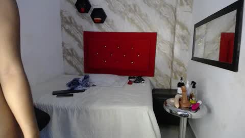 issa online show from November 13, 1:21 pm