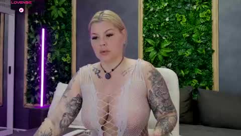 Alisa online show from June 11, 5:15 am