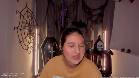 ITS JANE online show from November 6, 8:48 pm