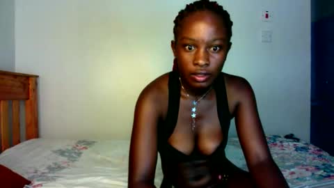 miah online show from April 27, 4:31 am