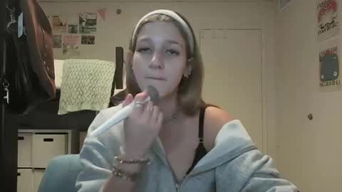 Alex Love online show from February 22, 1:44 am