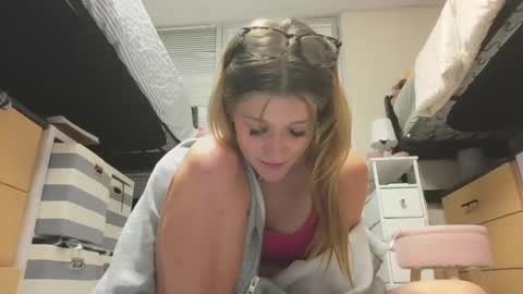 Alex Love online show from February 12, 1:19 am