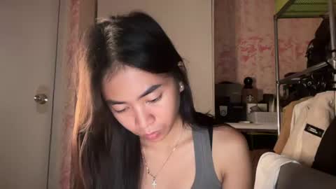 Candy online show from July 28, 5:02 pm