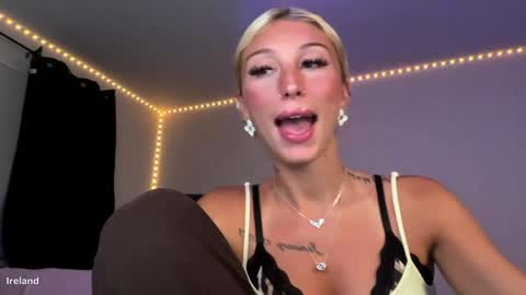 itsirelandbby online show from June 5, 11:11 pm