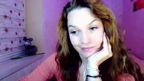 Snapshot of itslunaday chatting on September 23, 5:33 pm itslunaday online show from September 23, 5:33 pm