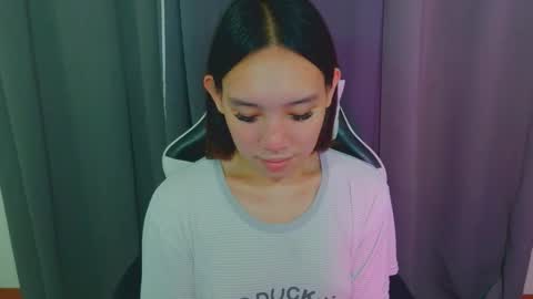 QUEEN online show from November 29, 3:21 am