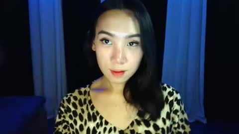 QUEEN online show from April 8, 7:21 am
