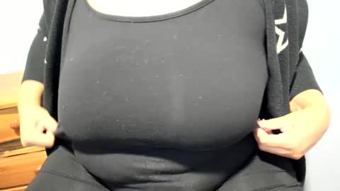 EBONYBBW online show from February 27, 6:53 pm