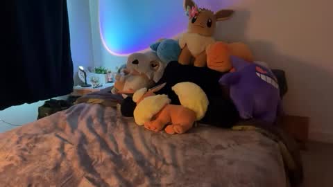 Shea  online show from March 10, 10:14 pm