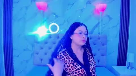 ivonygarciia online show from February 16, 7:36 pm