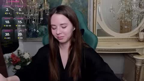 ivorywood_ online show from September 16, 3:53 pm