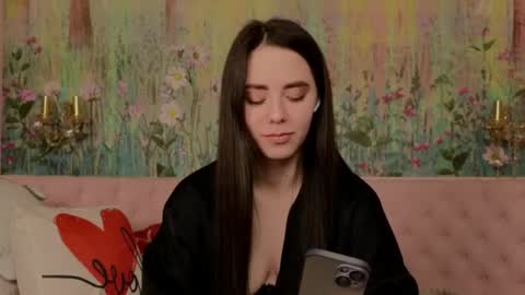 ivorywood_ online show from May 12, 6:36 pm