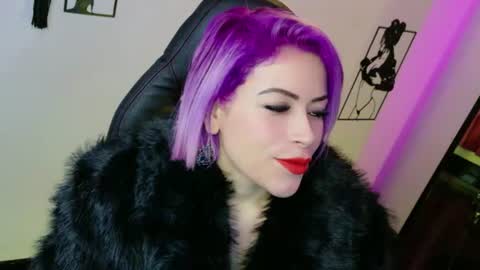 Diana Rojas  online show from July 6, 6:40 am