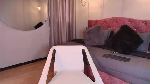 ivy_bonnie online show from October 23, 12:55 pm