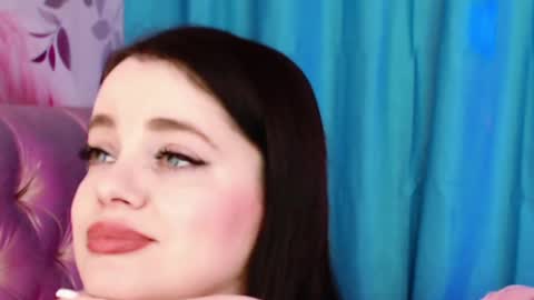 Snapshot of ivy_dean_ivy chatting on February 20, 4:25 pm ivy_dean_ivy online show from February 20, 4:25 pm