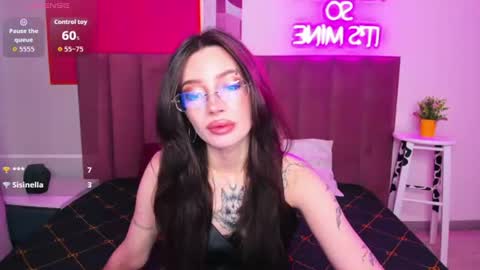Ivy online show from June 24, 1:26 am