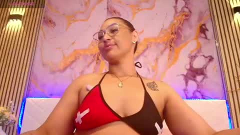 ivyshine7 online show from June 12, 9:45 pm