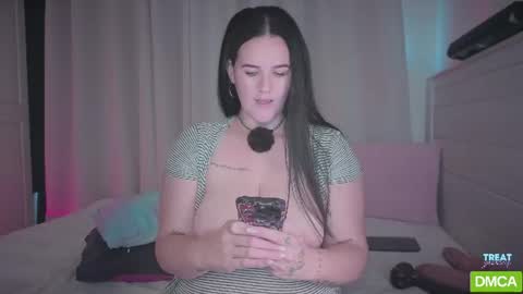 Ivy Swings online show from June 29, 7:37 am