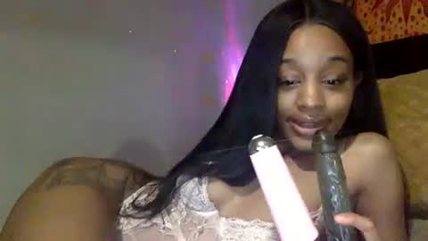iysisfv online show from June 27, 1:39 am