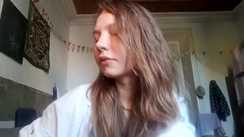 Olivia online show from June 28, 2:34 pm