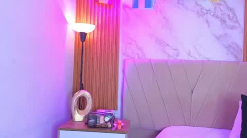 j_belle_ online show from June 22, 3:25 am