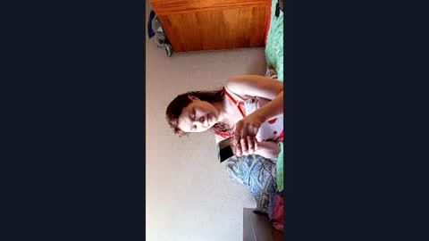 jacindahirons online show from July 6, 8:08 am