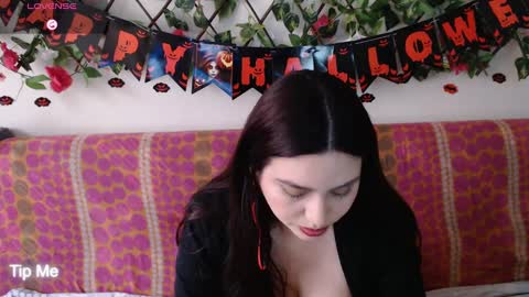 Jack and Emily online show from October 25, 7:32 pm