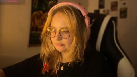Snapshot of jacywinslat chatting on September 9, 10:53 pm jacywinslat online show from September 9, 10:53 pm
