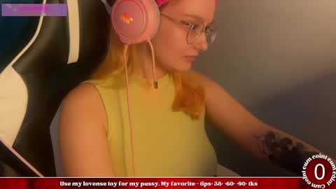 Snapshot of jacywinslat chatting on February 12, 2:44 pm jacywinslat online show from February 12, 2:44 pm