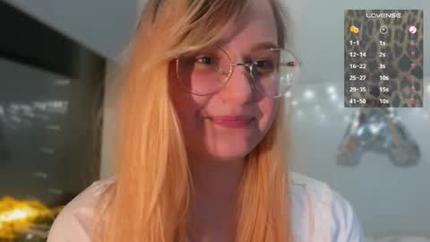 Snapshot of jacywinslat chatting on February 6, 7:29 pm jacywinslat online show from February 6, 7:29 pm
